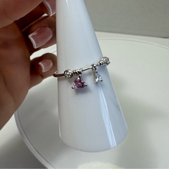 Heart Cut Zirconia Charm Design 925 Sterling Silver Ring - Picture 8 of 10